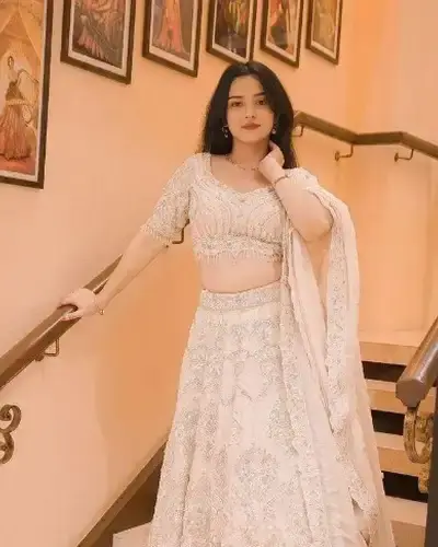 Escort Nawabganj